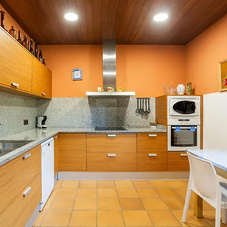 Ca La Montse Holiday home *