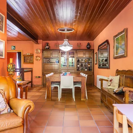 Ca La Montse Holiday home